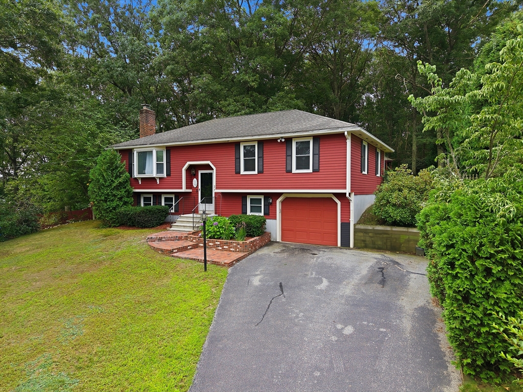 27 Reilly Ave Property Photo 1