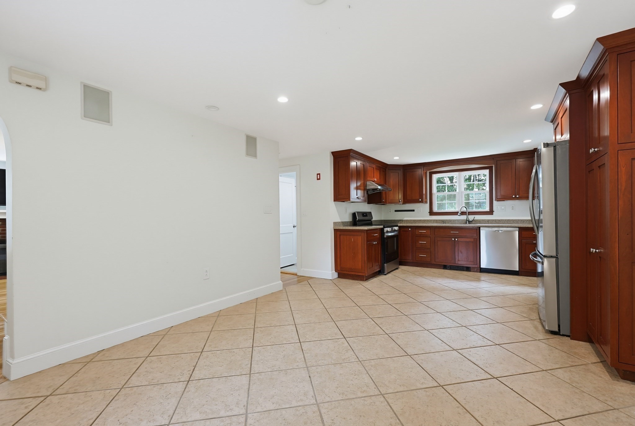 50 Rustic Rd Property Photo 17