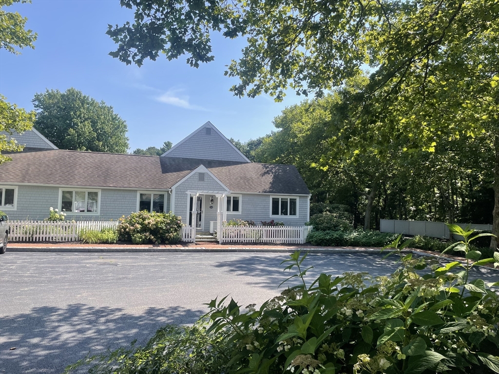 100 Mid-iron # 7018 Property Photo 1