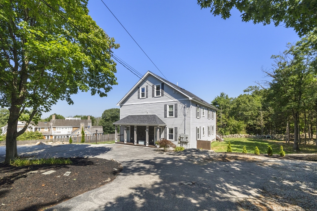 54 Canterbury St # B Property Photo 1