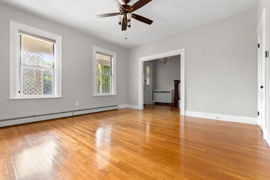 868 Main St Property Photo 17