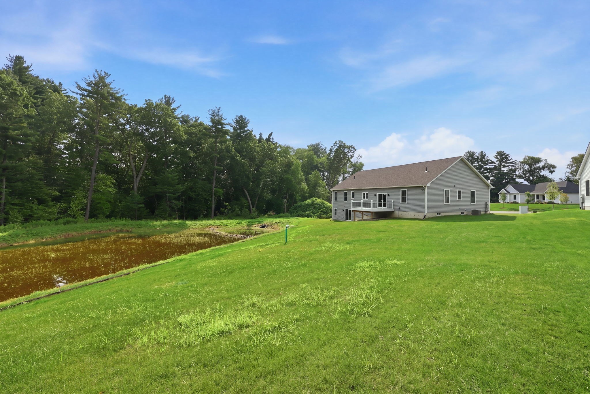 17 Silvergrass Ln Property Photo 8