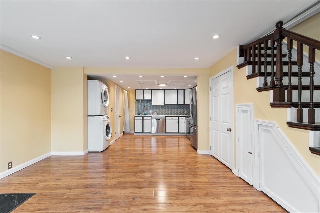 5 Mulberry St Property Photo 5