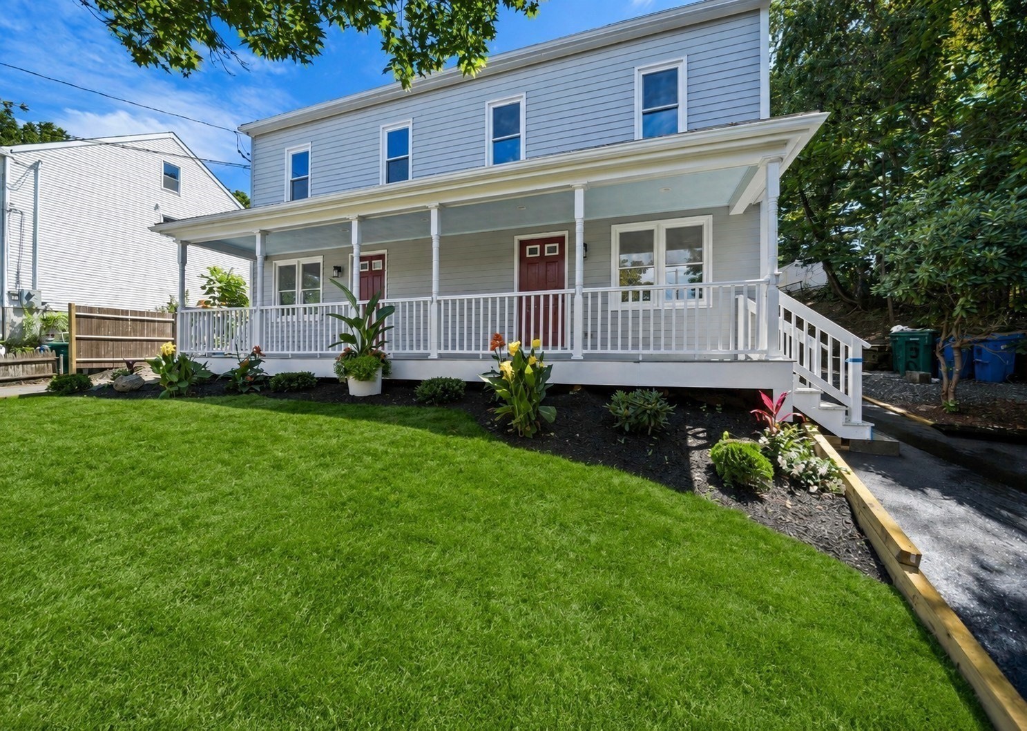 30 Lawn St # 30 Property Photo 2