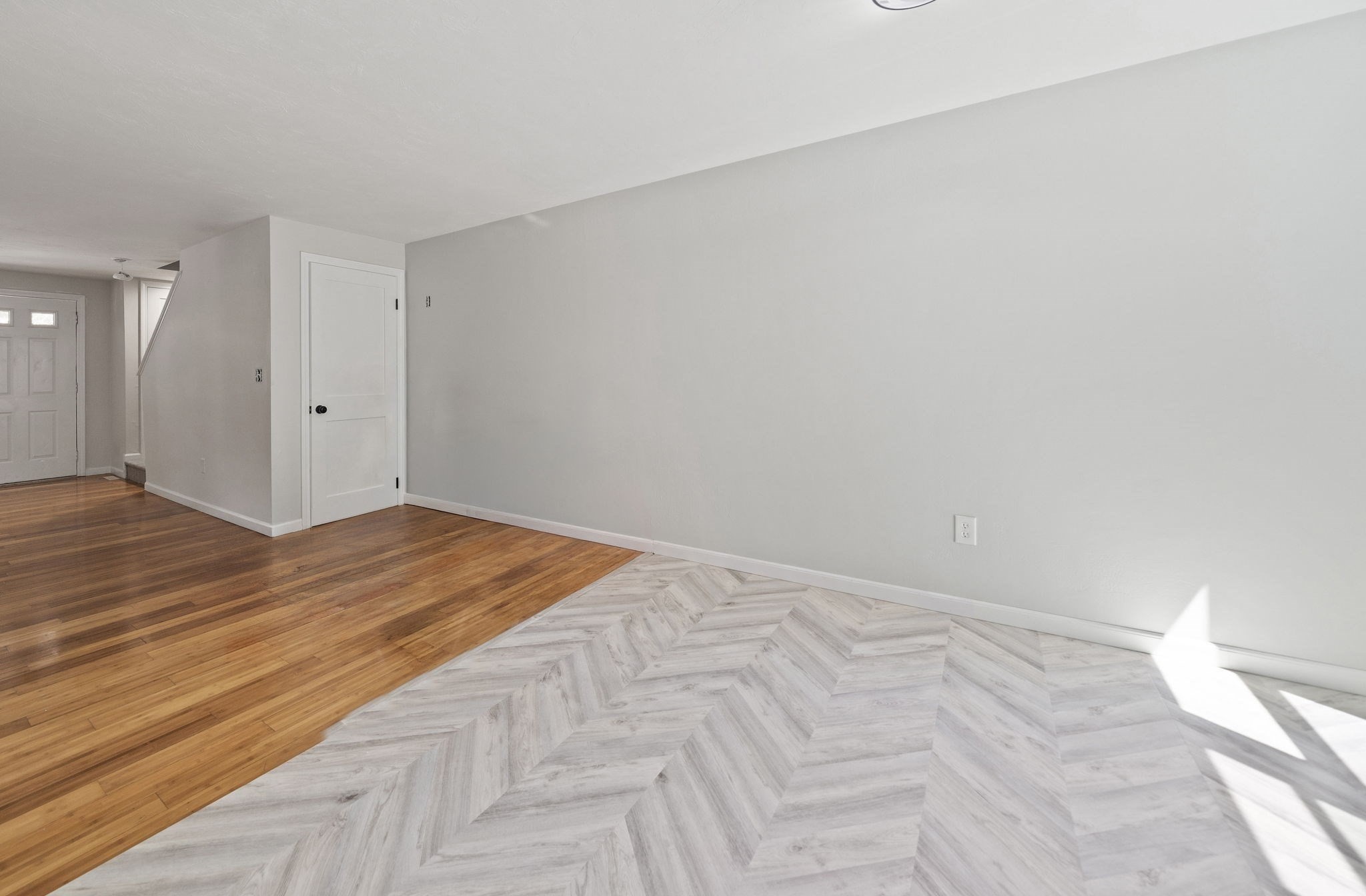 30 Lawn St # 30 Property Photo 5