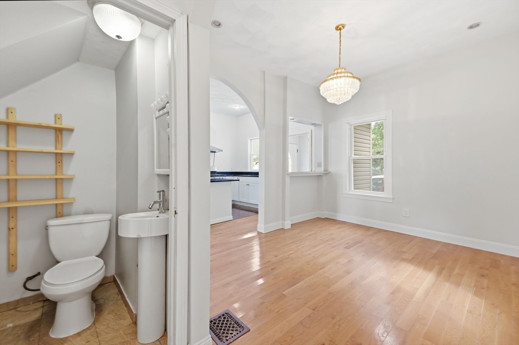 222 Hamilton St Property Photo 10