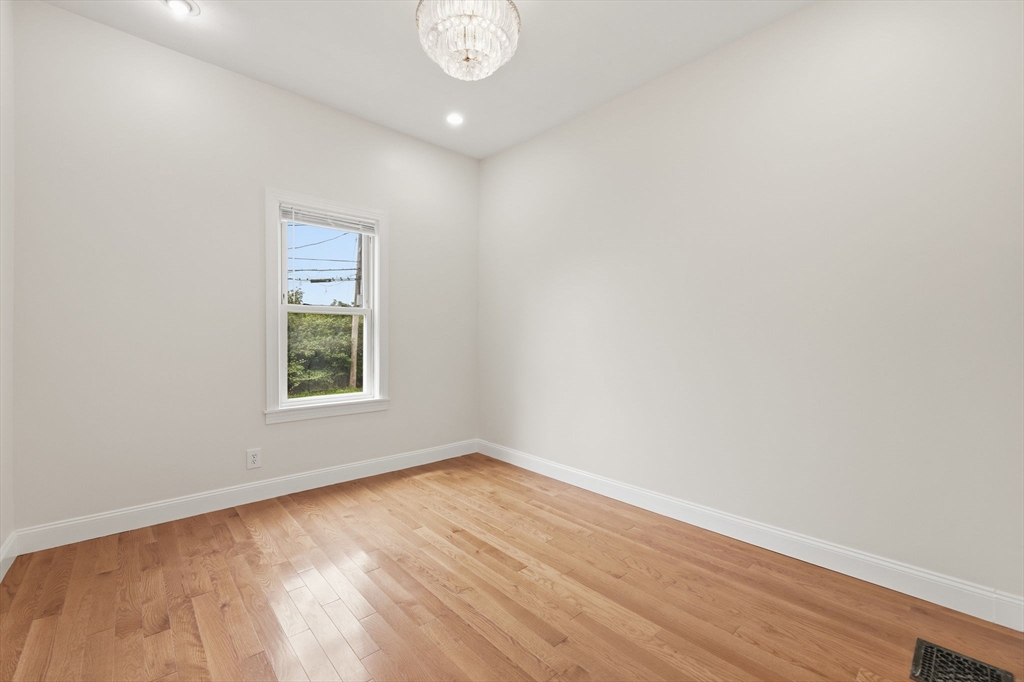 222 Hamilton St Property Photo 12