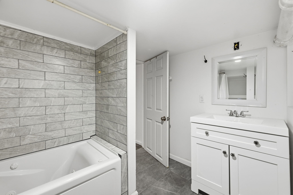 222 Hamilton St Property Photo 34