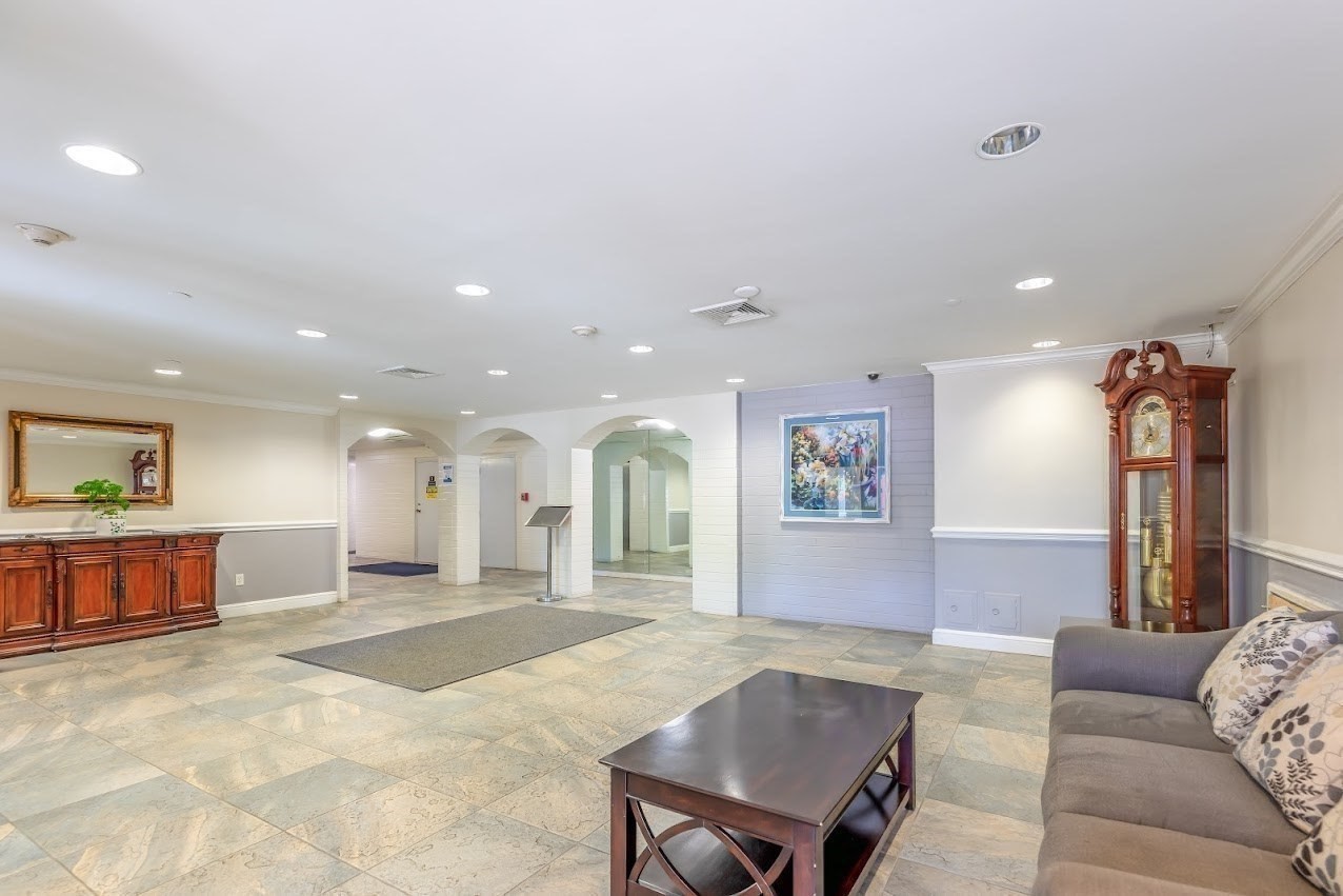 115 W Squantum St # 616 Property Photo 6