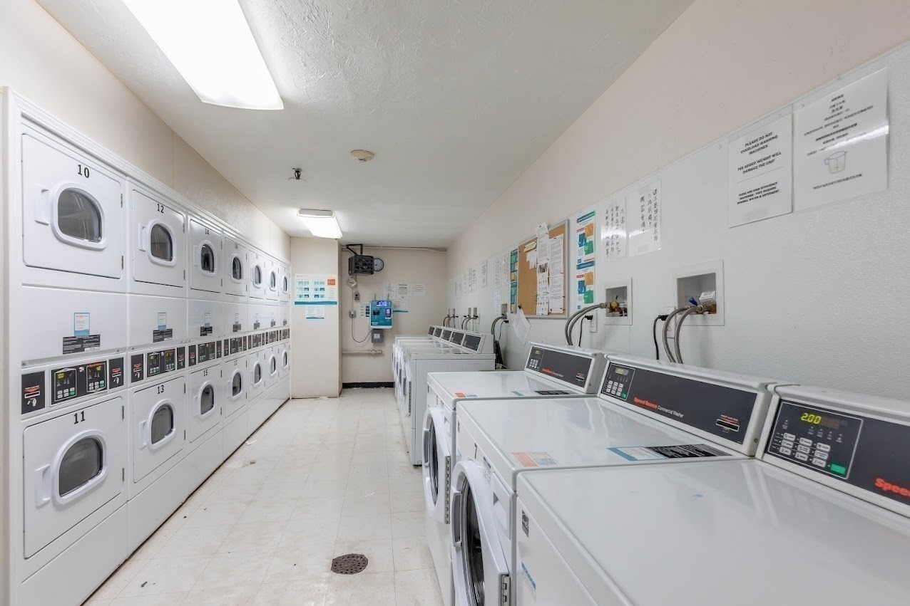 115 W Squantum St # 616 Property Photo 8