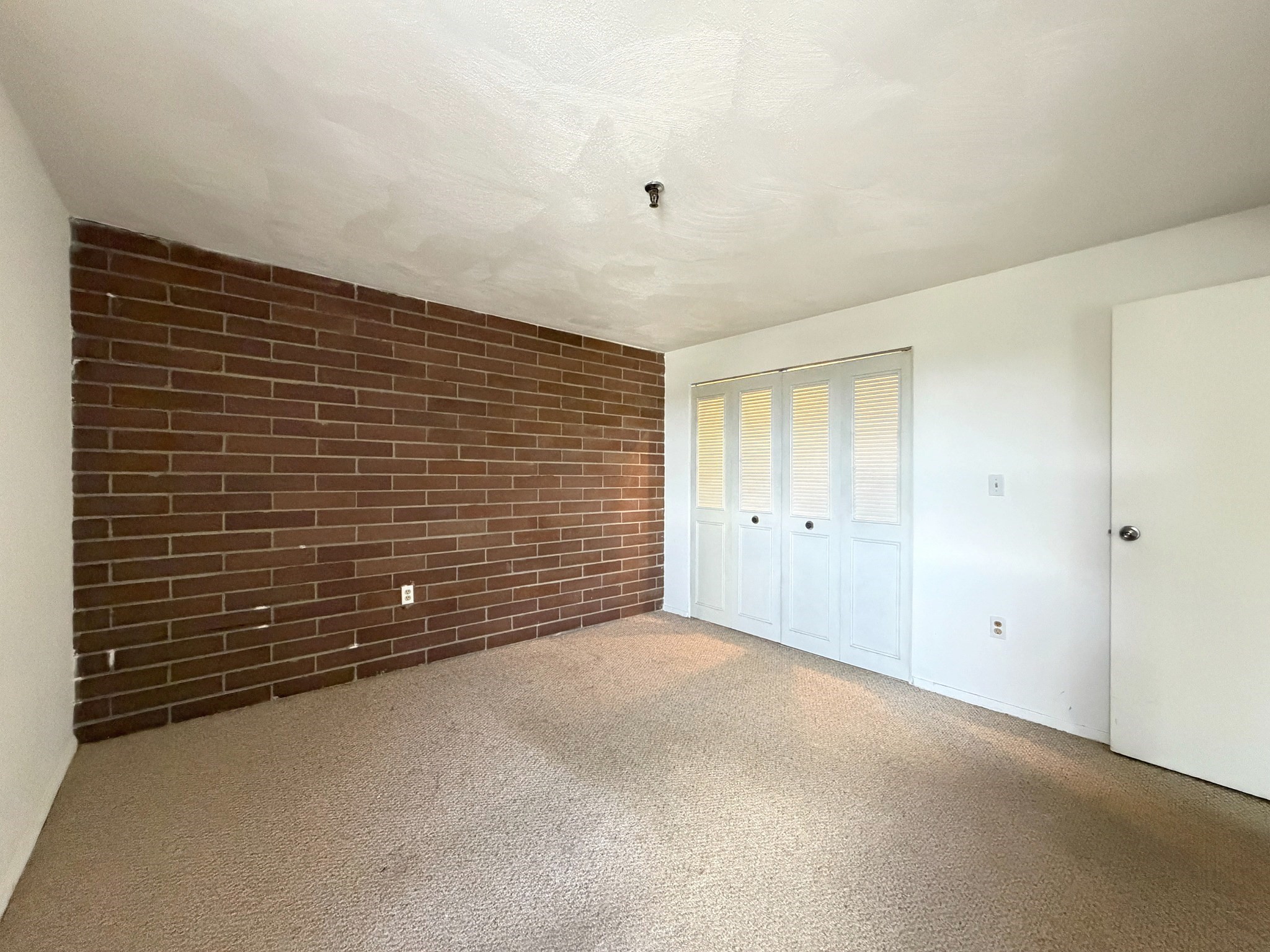 115 W Squantum St # 616 Property Photo 21
