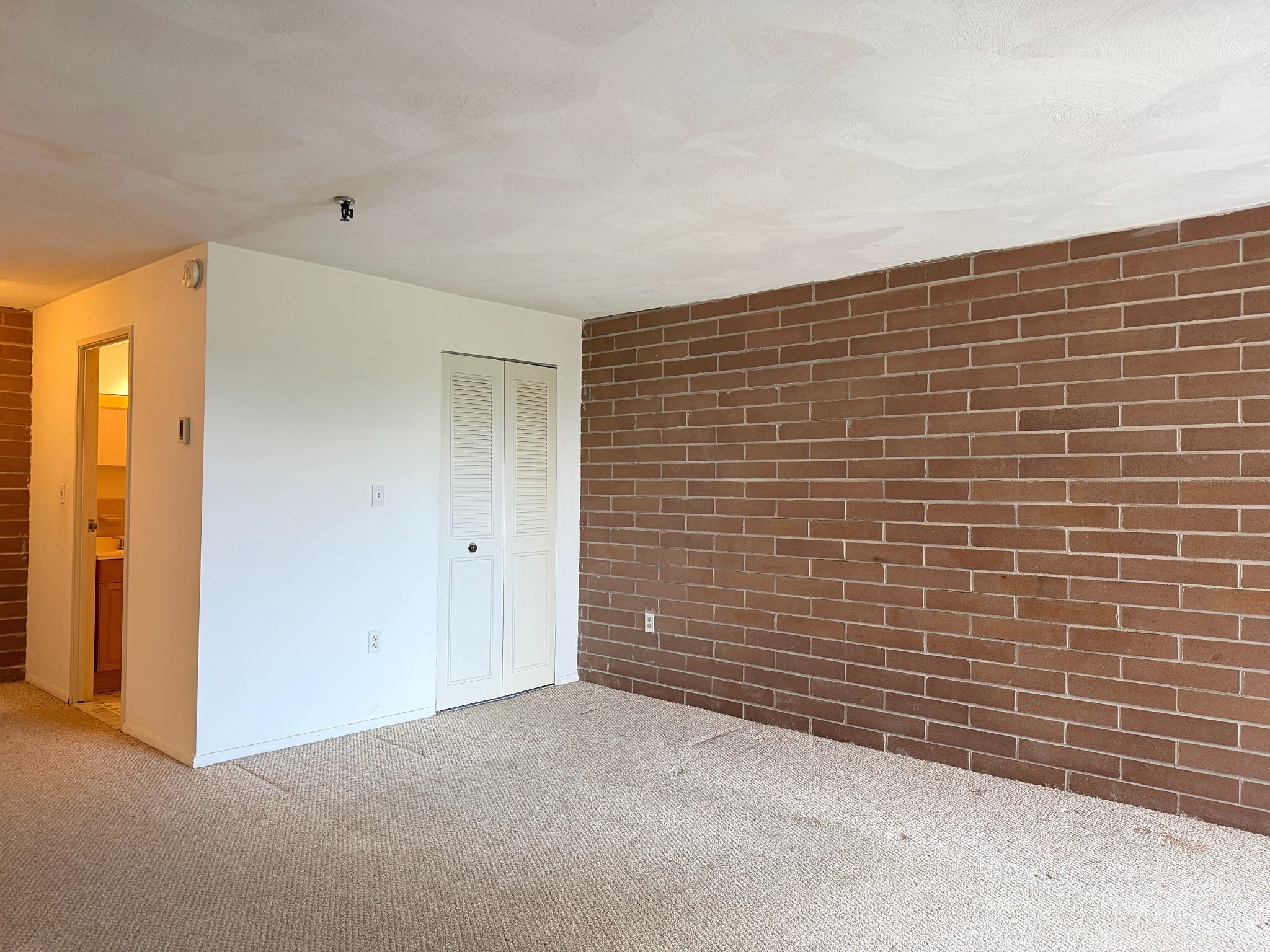 115 W Squantum St # 616 Property Photo 24