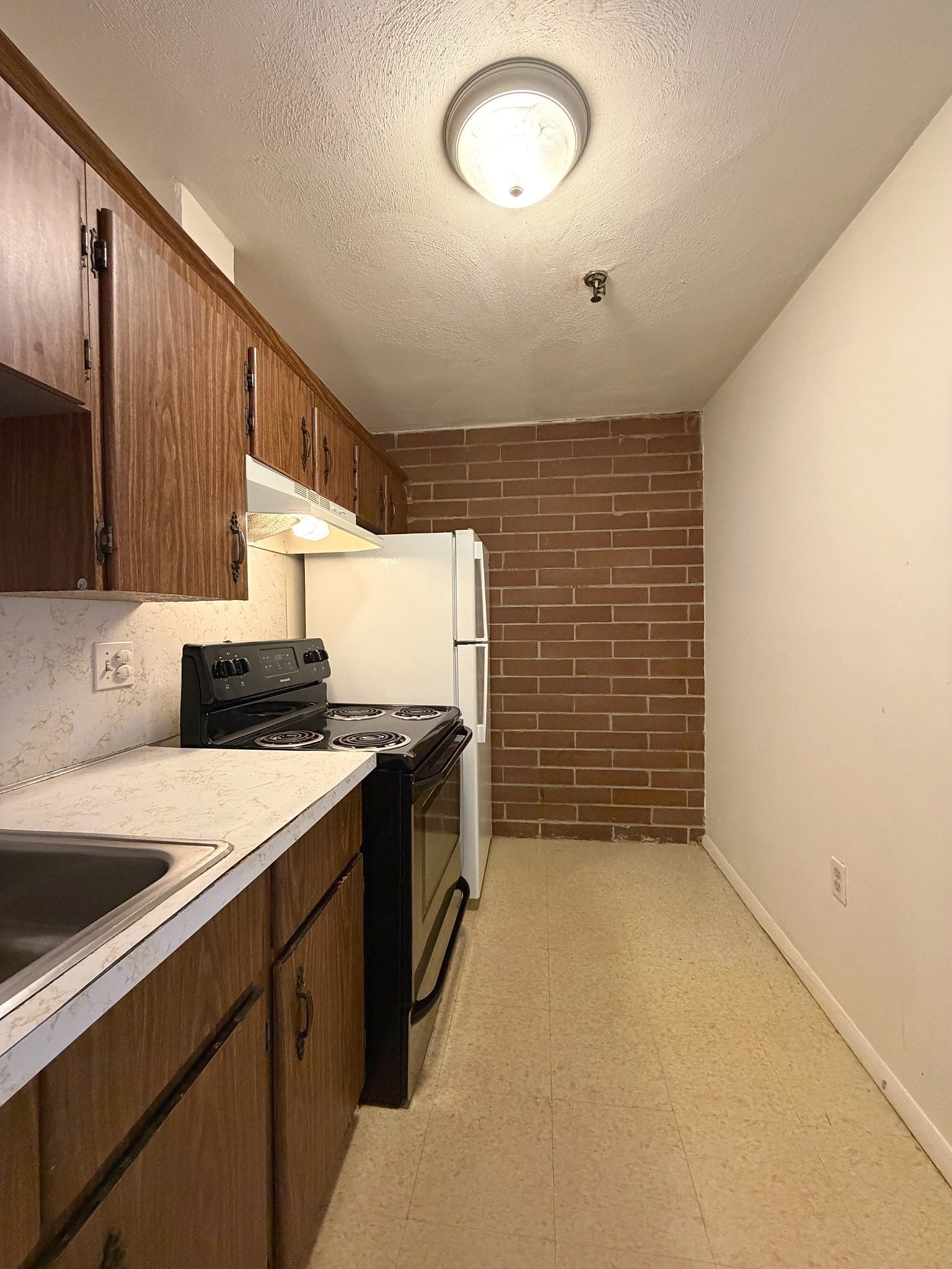 115 W Squantum St # 616 Property Photo 29