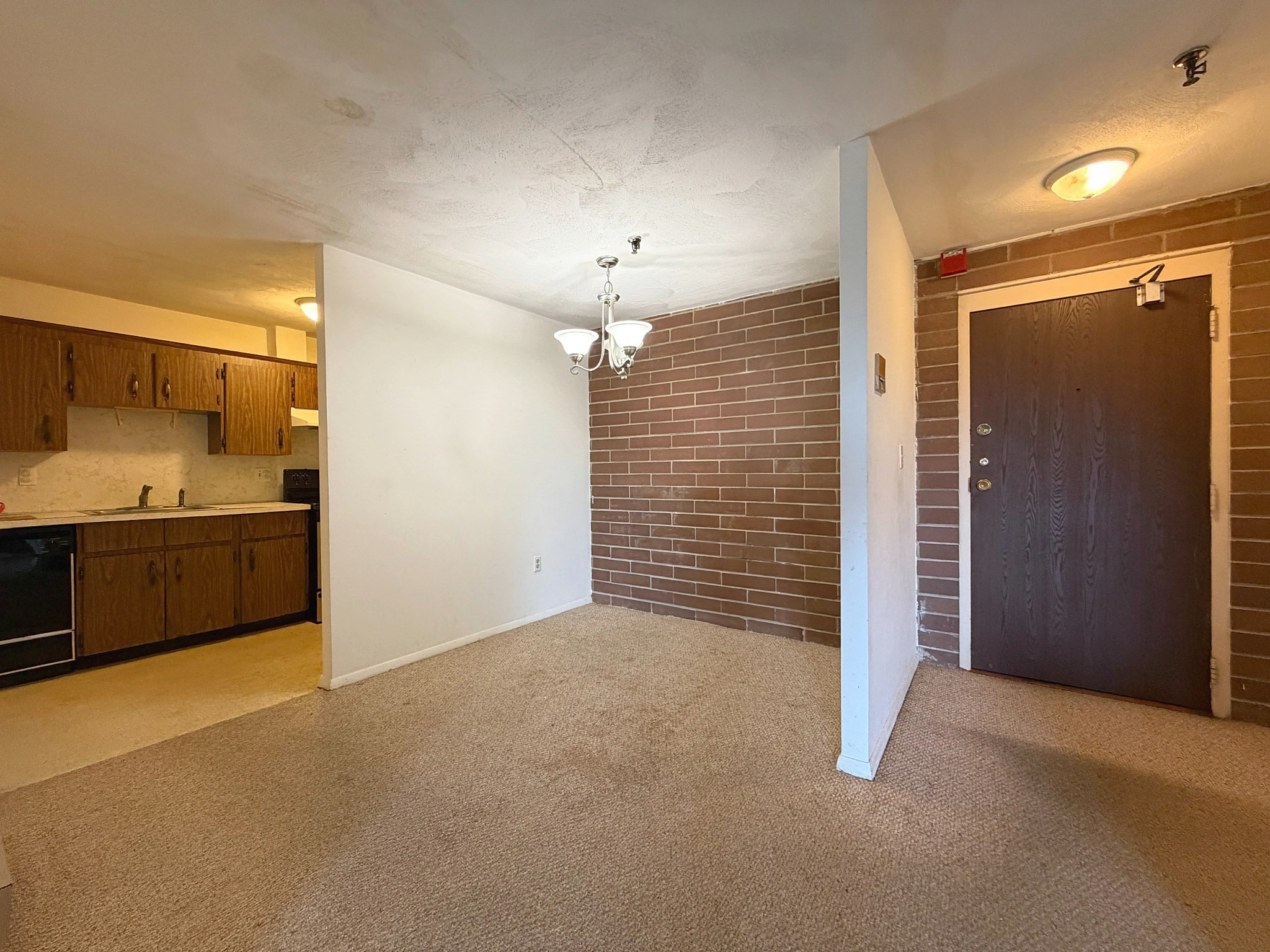 115 W Squantum St # 616 Property Photo 31