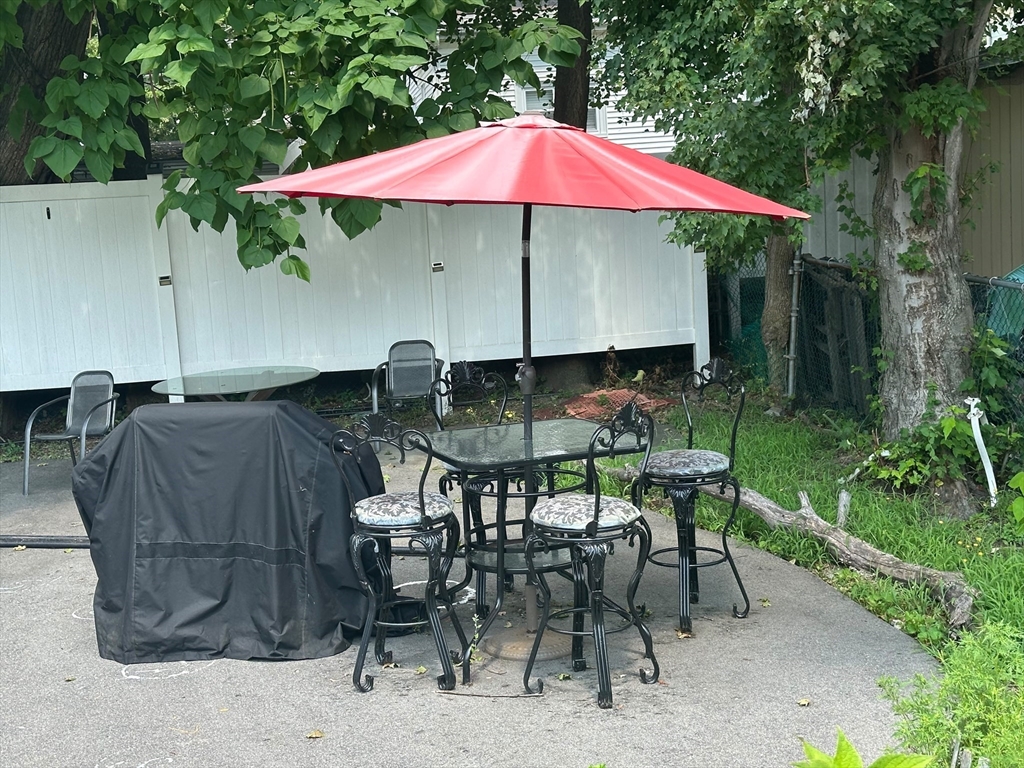 129 Florence Street Property Photo 10