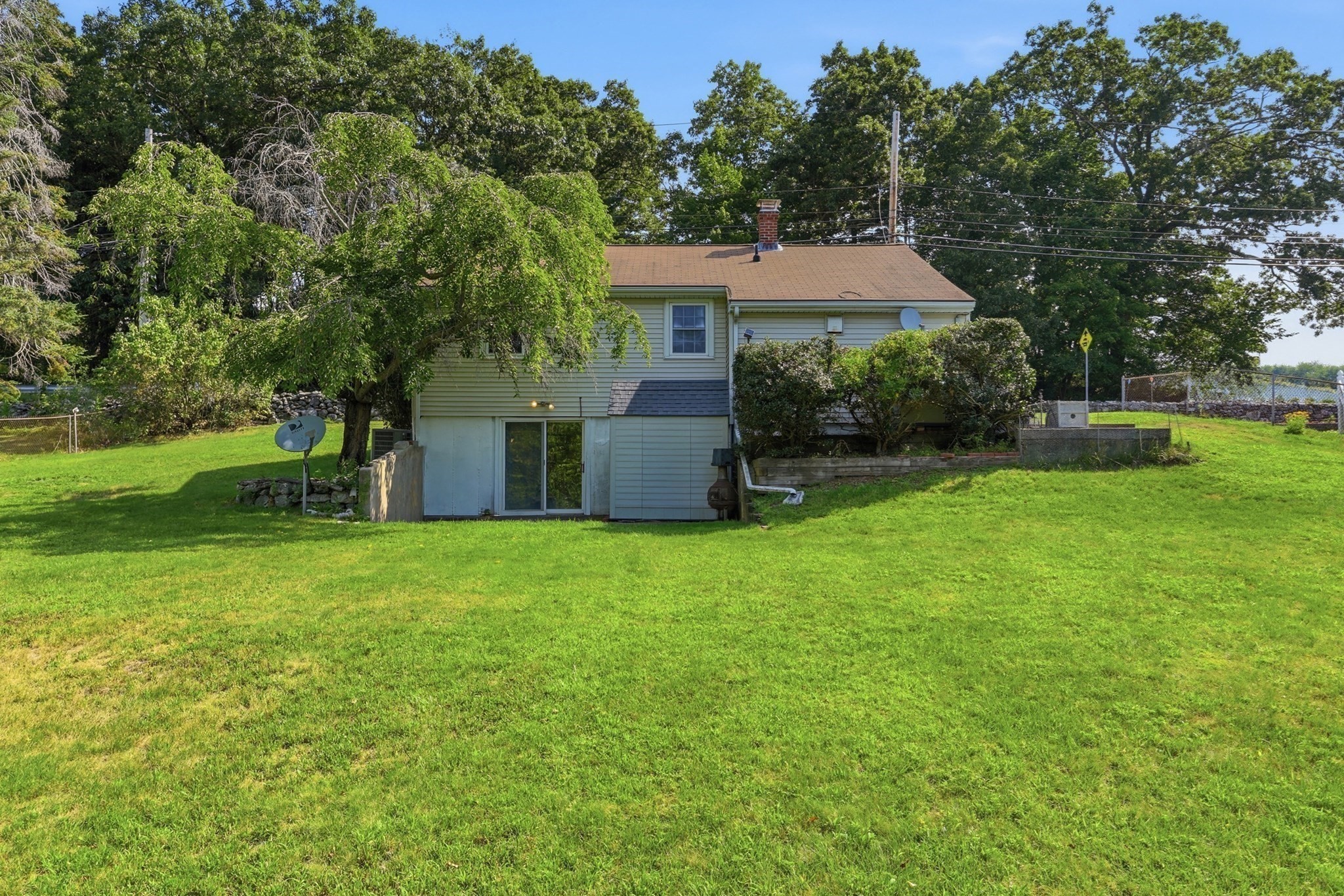 111 Nashua Rd Property Photo 33