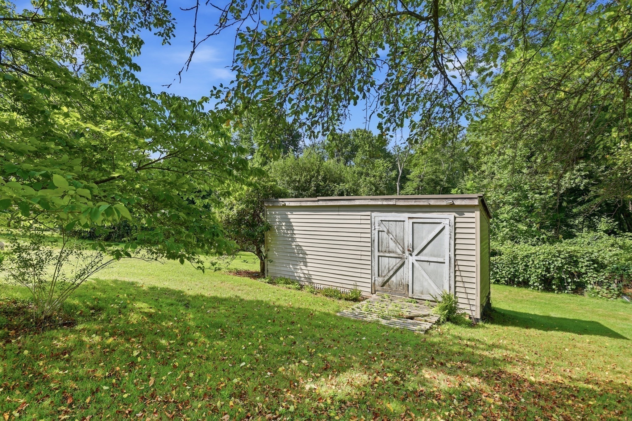 111 Nashua Rd Property Photo 37