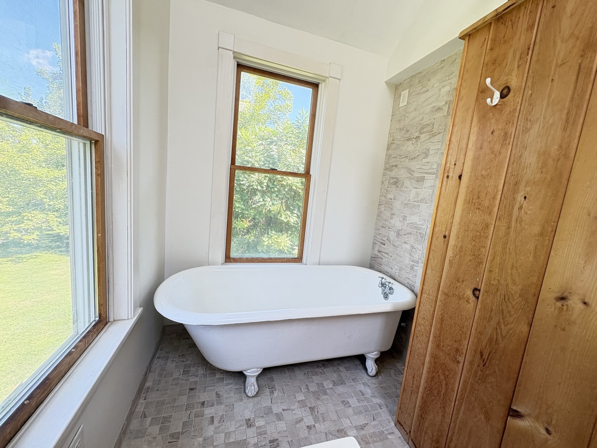 497 Main Street Property Photo 17