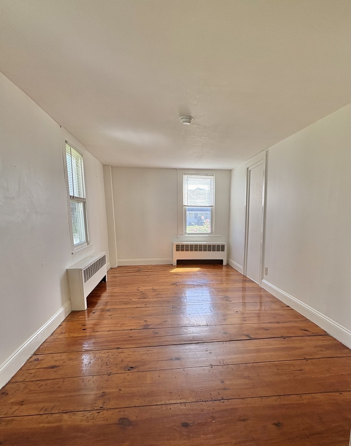 497 Main Street Property Photo 32