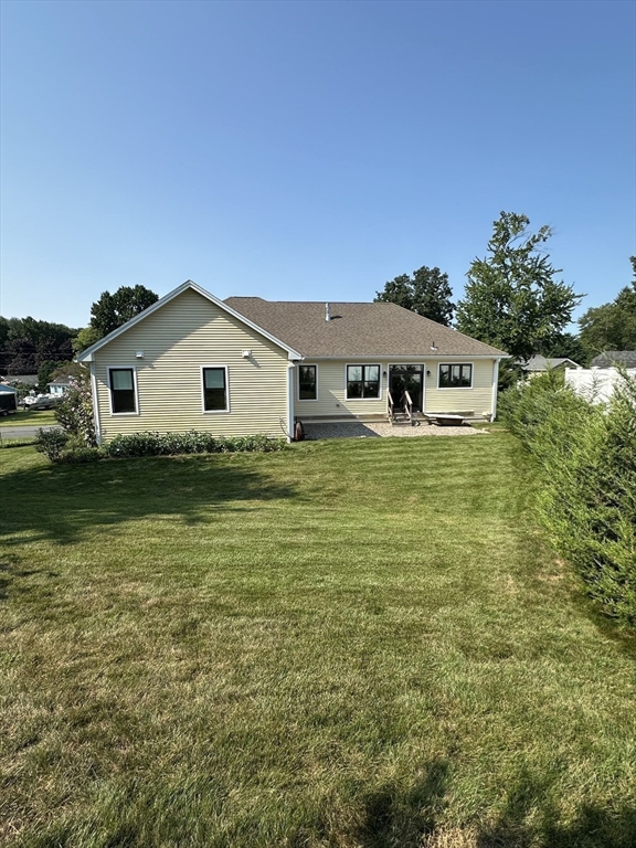 139 Blanchard St Property Photo 7