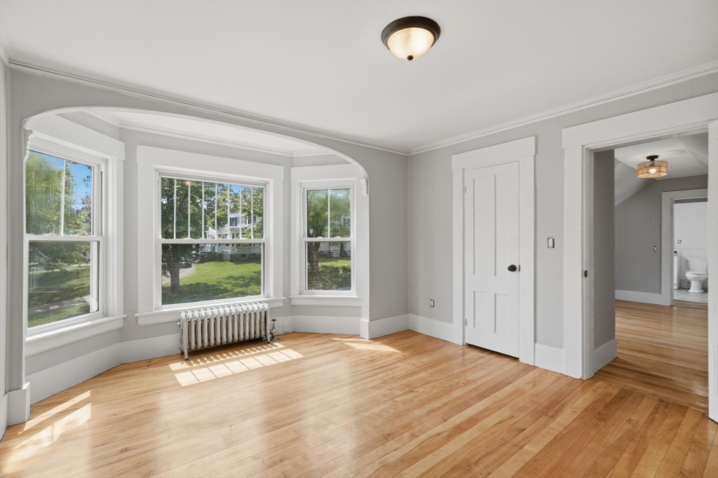 142 Pleasant St Property Photo 10