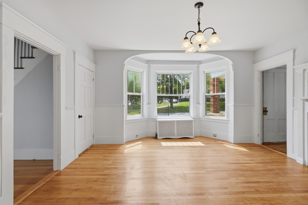 142 Pleasant St Property Photo 11
