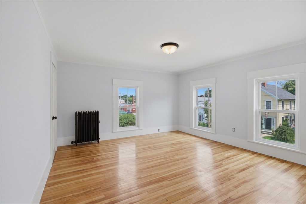 142 Pleasant St Property Photo 22