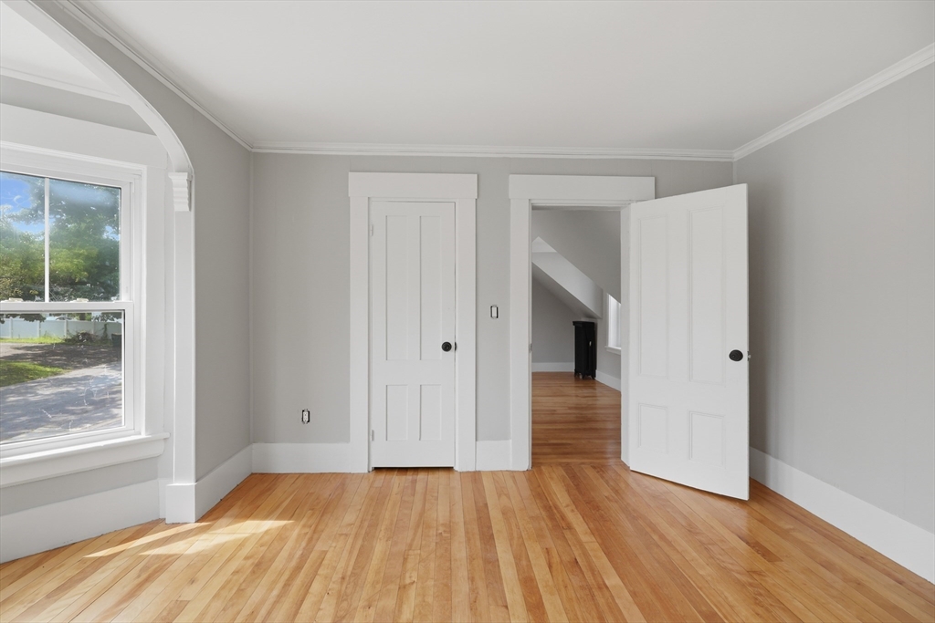 142 Pleasant St Property Photo 31