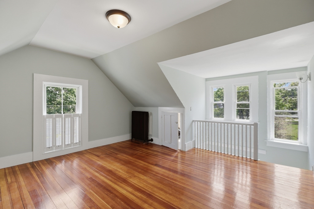 142 Pleasant St Property Photo 32