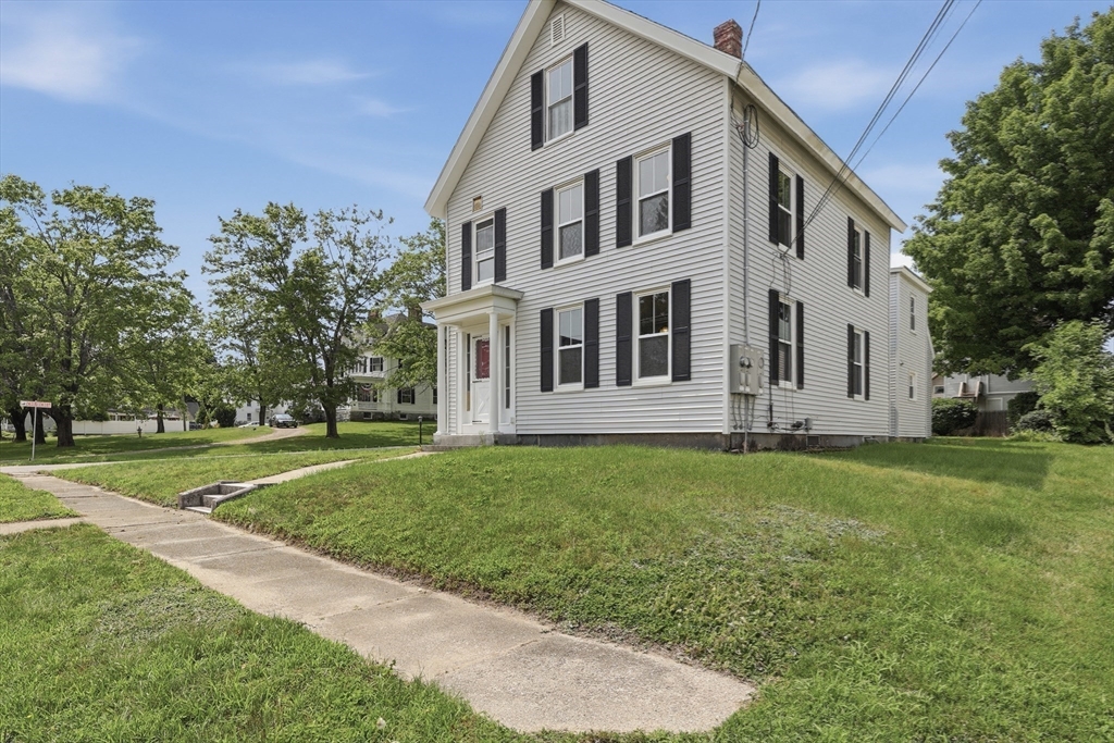 142 Pleasant St Property Photo 41