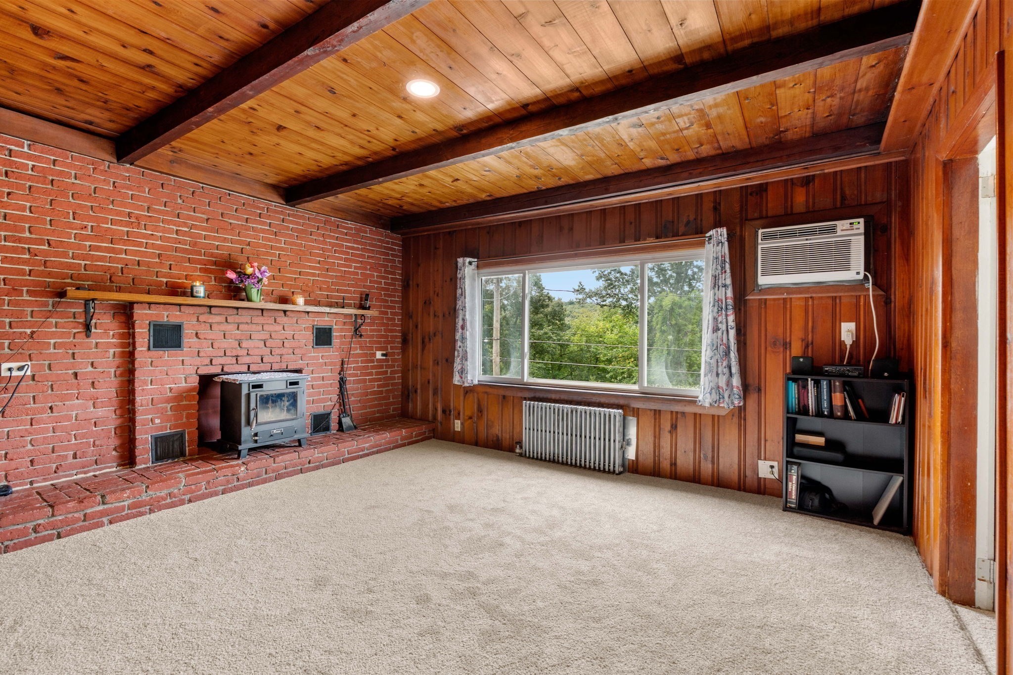 721 River St Property Photo 4