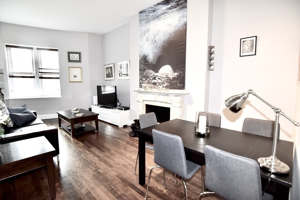 125 Beacon St # 10 Property Photo 4