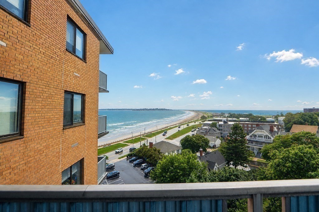 300 Lynn Shore Dr # 903 Property Photo 1