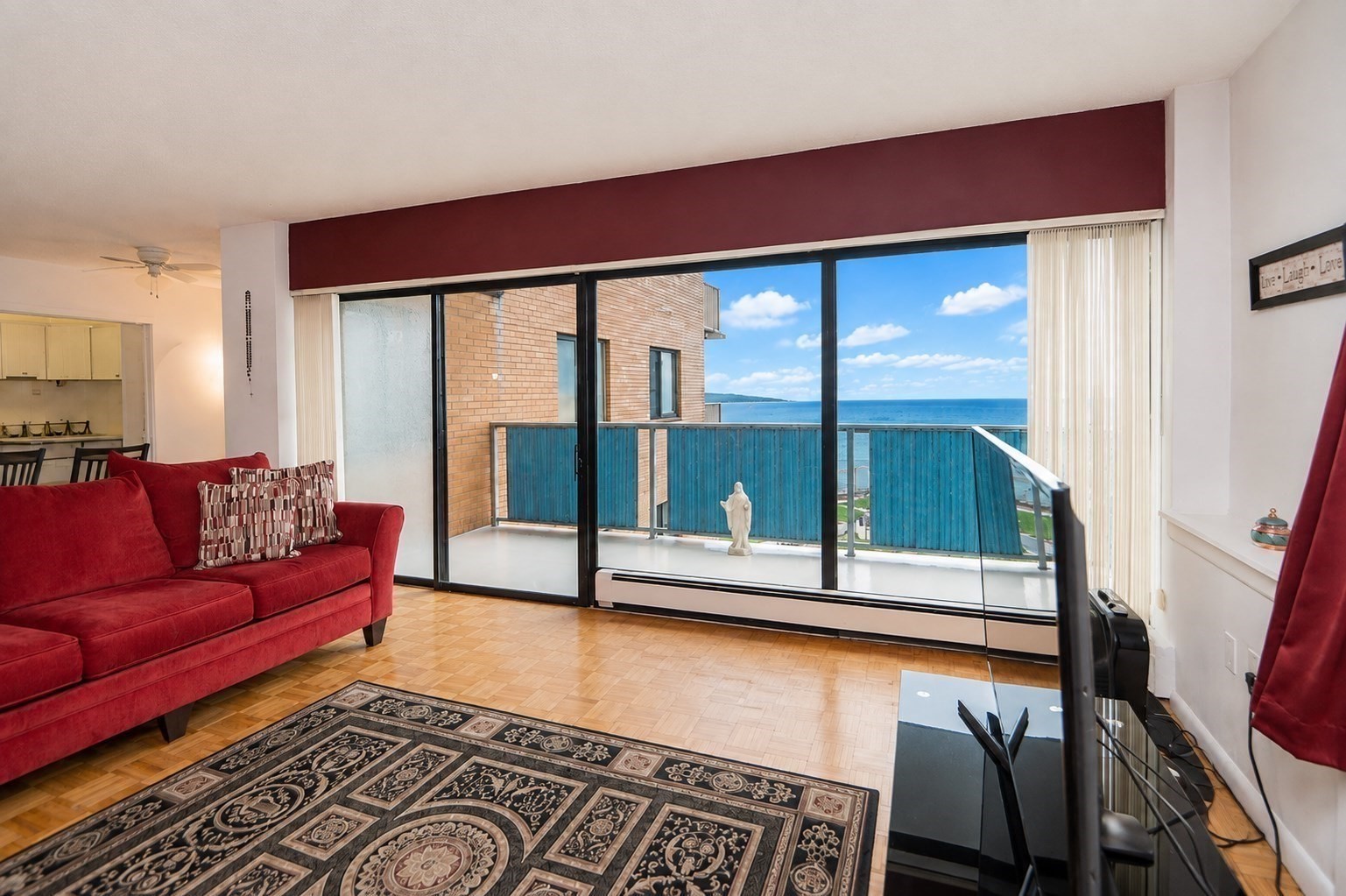 300 Lynn Shore Dr # 903 Property Photo 8
