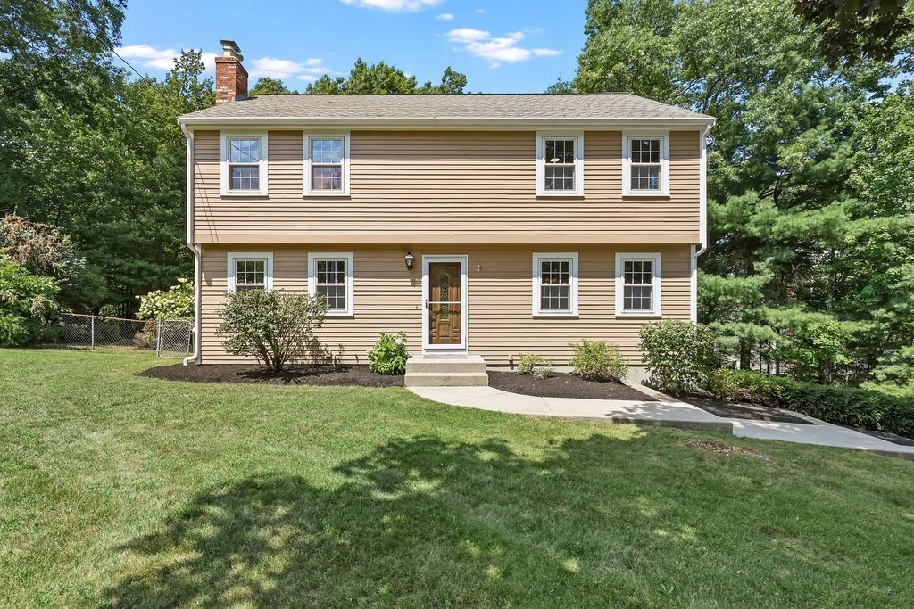 394 Old Farm Rd Property Photo 1