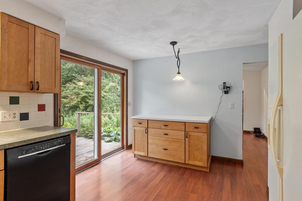 26 Searle Property Photo 14