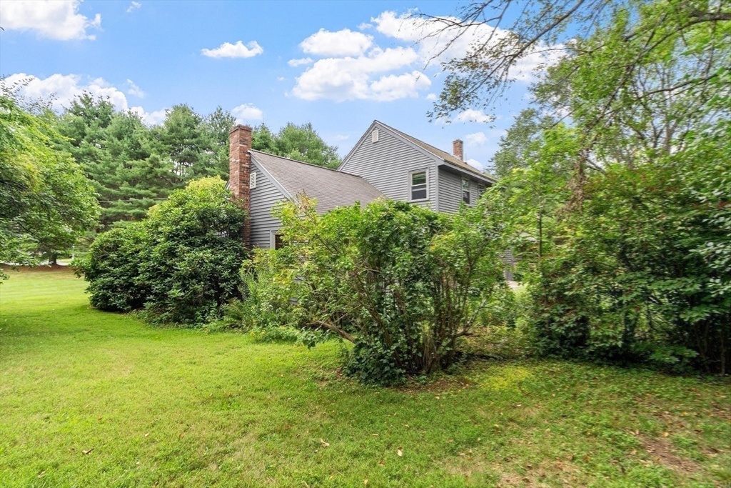 26 Searle Property Photo 32