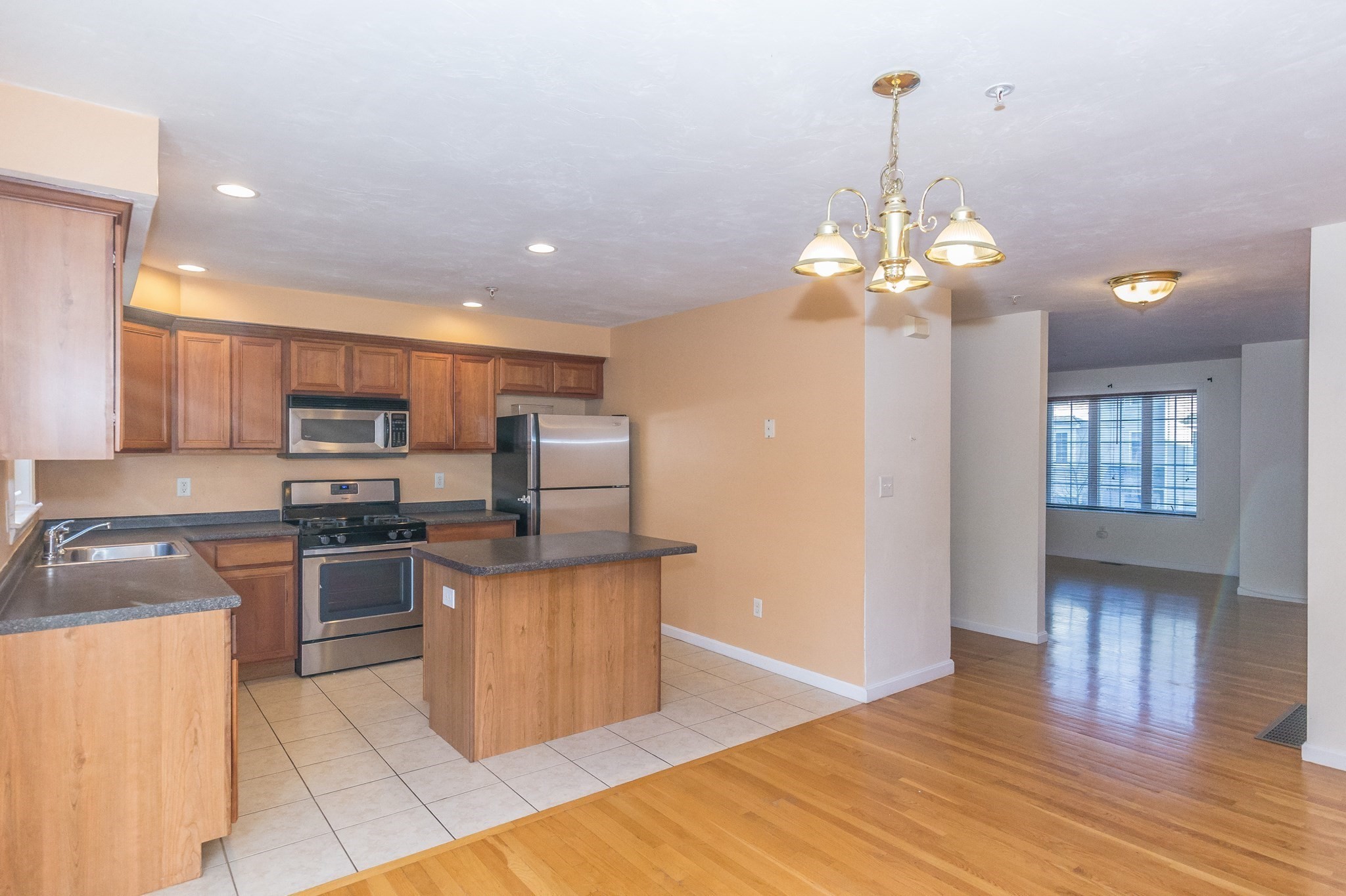 100 Nutting Road # D1 Property Photo 4