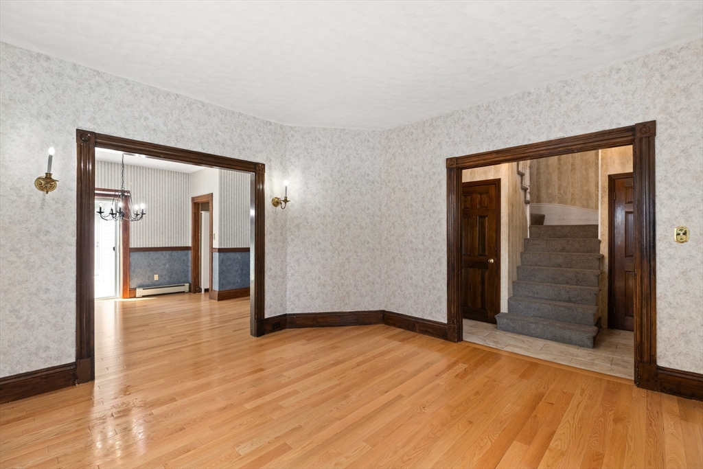 63 Oakdale Ave Property Photo 12