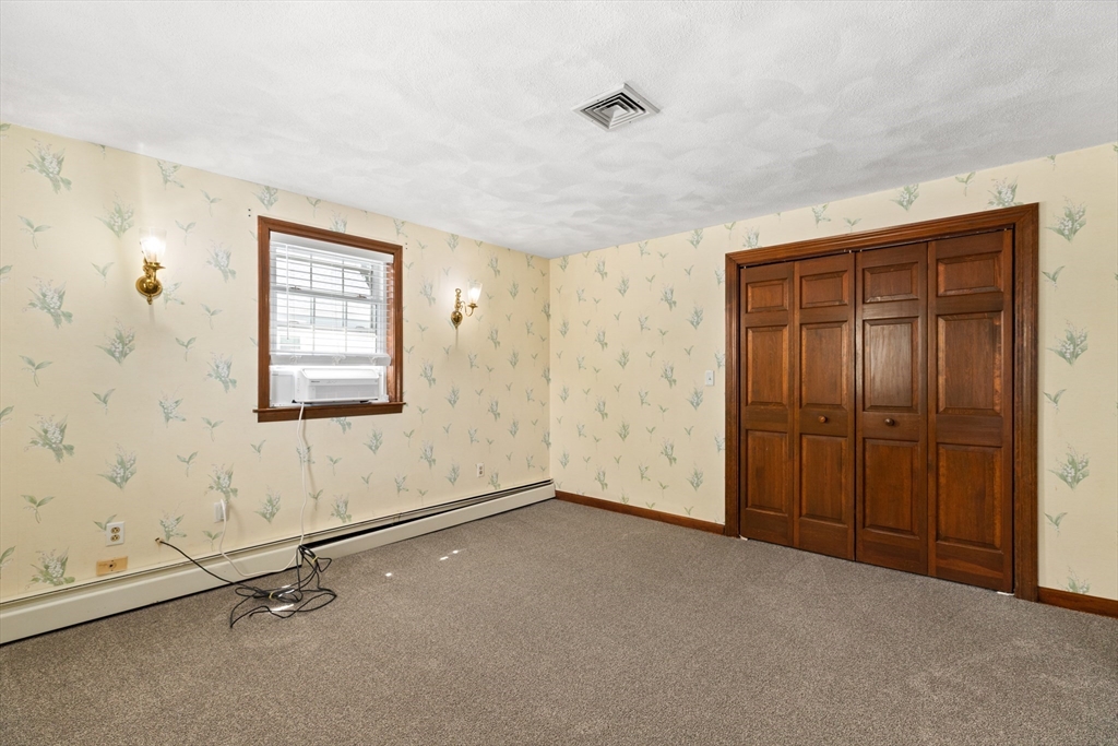 63 Oakdale Ave Property Photo 18