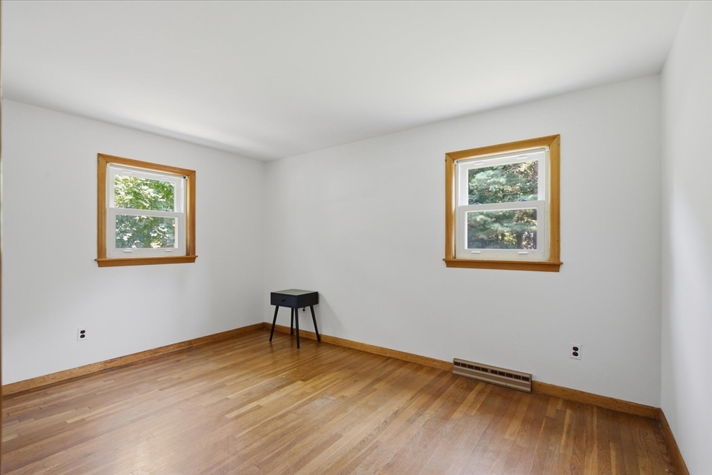 26 Berkshire Rd Property Photo 13