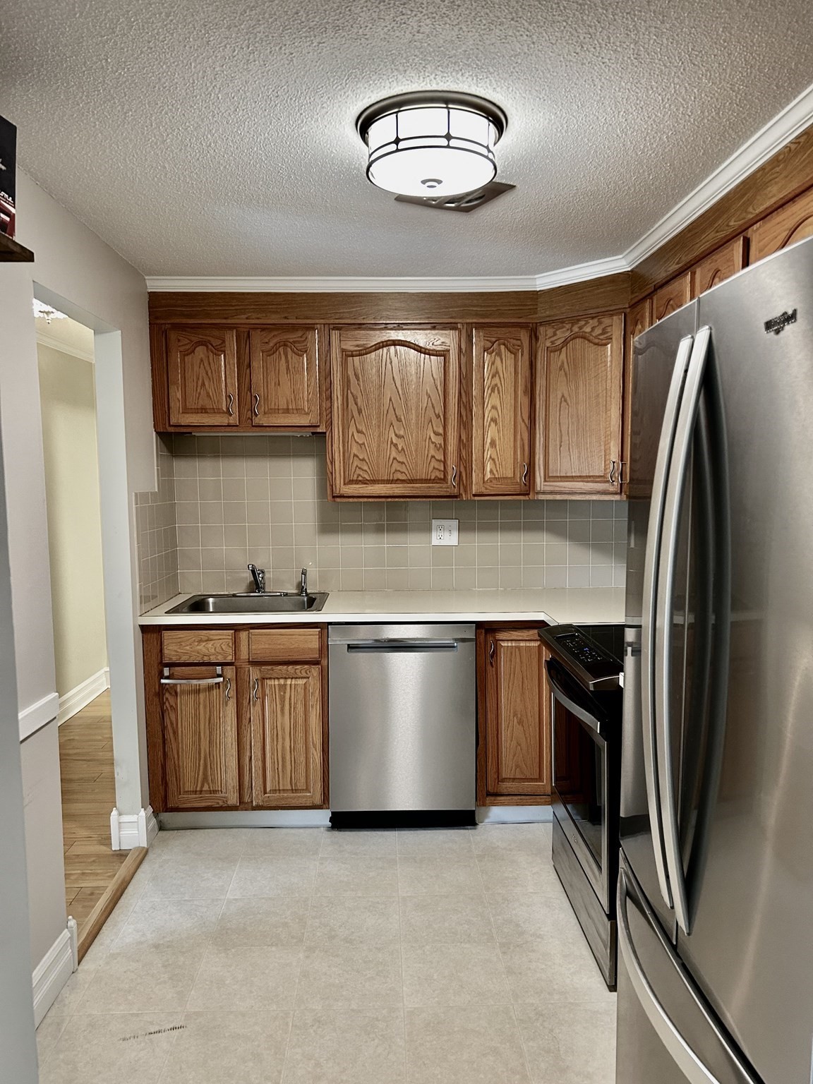 B2 Colonial Dr # 4 Property Photo 8