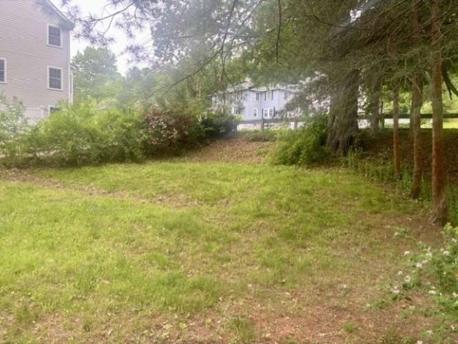 76 Summer Ave Property Photo 6
