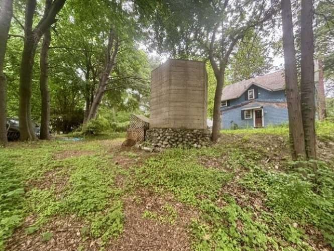76 Summer Ave Property Photo 8