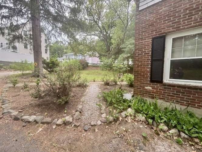 76 Summer Ave Property Photo 17