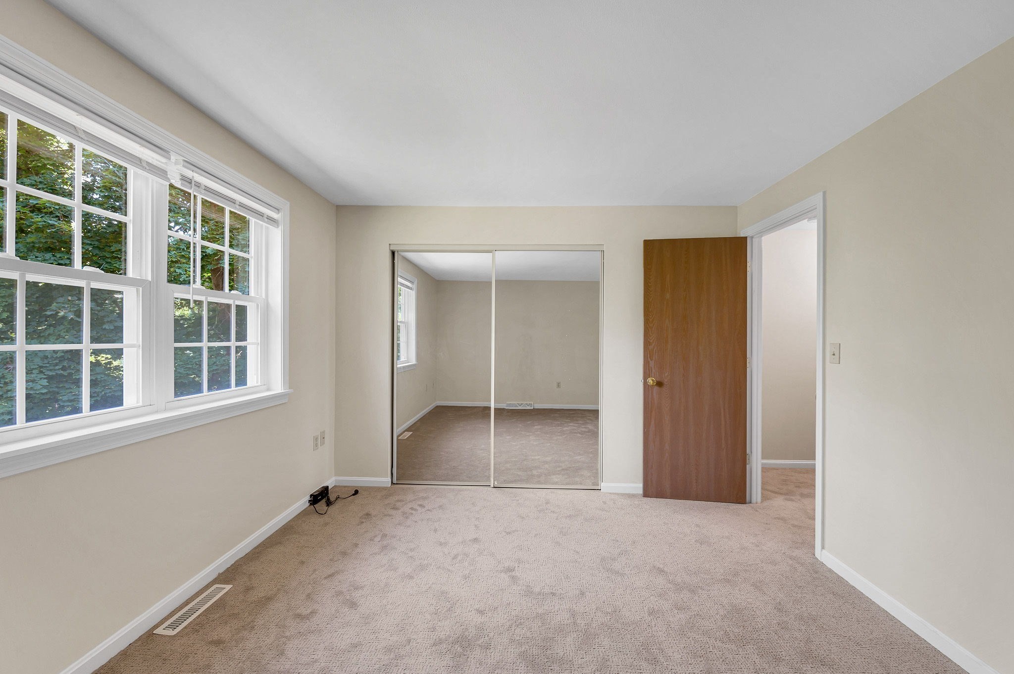 11 Kennedy Drive # 11 Property Photo 17