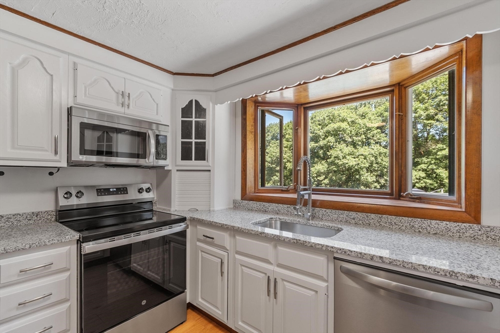 79 Bathrick Rd Property Photo 6