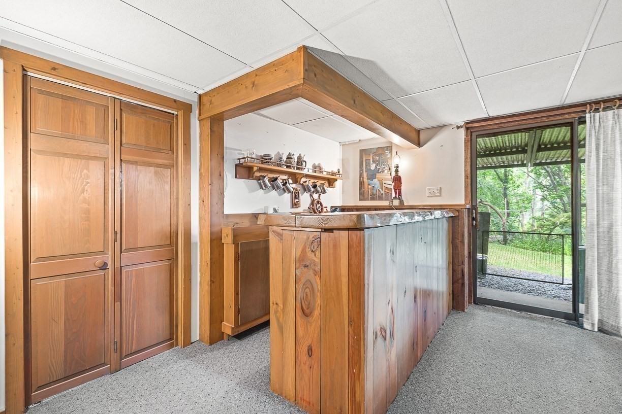 6 Woodbury Lane Property Photo 20