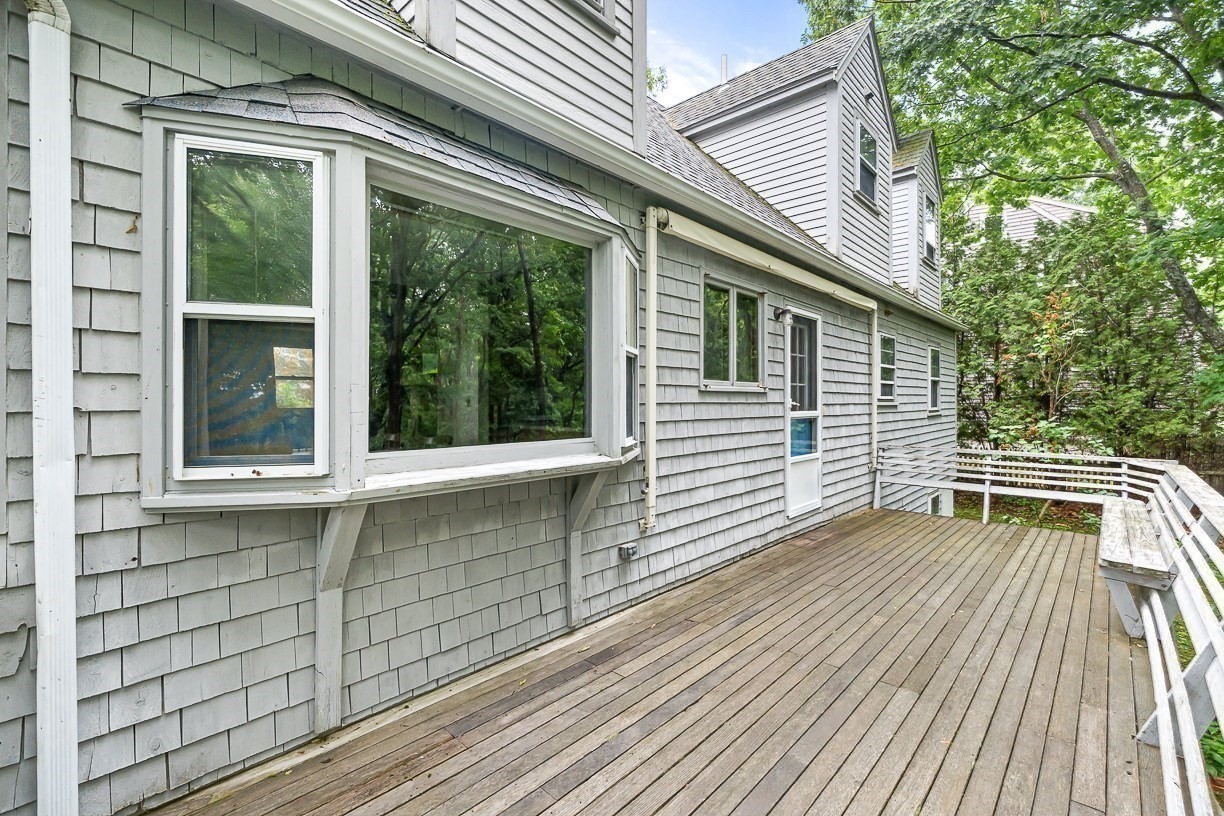 6 Woodbury Lane Property Photo 24