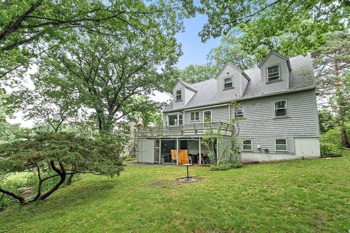 6 Woodbury Lane Property Photo 26